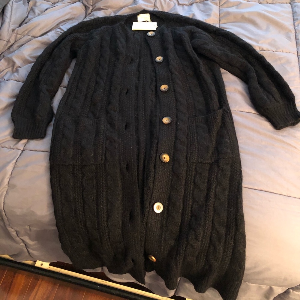**SOLD** NWT Dôen Mesa Cardigan in Black - Picture 8 of 9